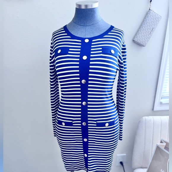Michael Kors Dress💙 - Picture 2 of 4